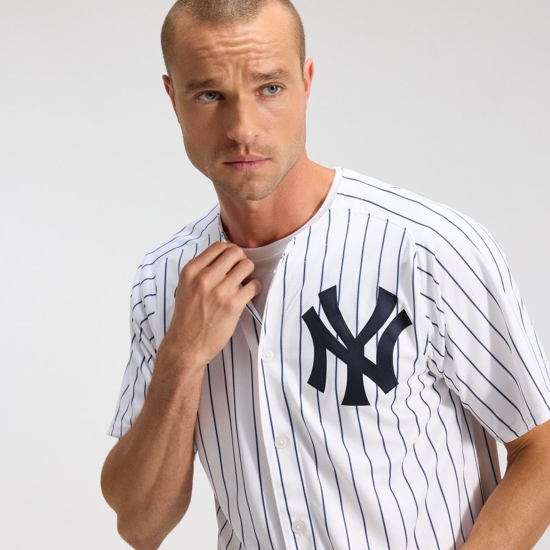 Aaron Judge New York Yankees Alternate Limited Player Jersey - Navy